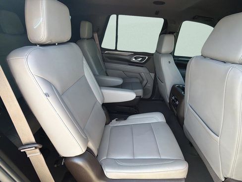 Used 2023 Chevrolet Tahoe LT AWD/4WD image 12