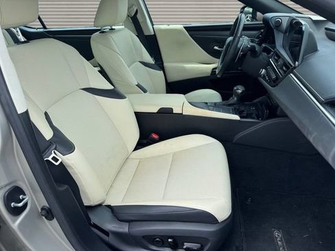 Used 2022 Lexus ES 350 w/ Premium Package FWD image 16