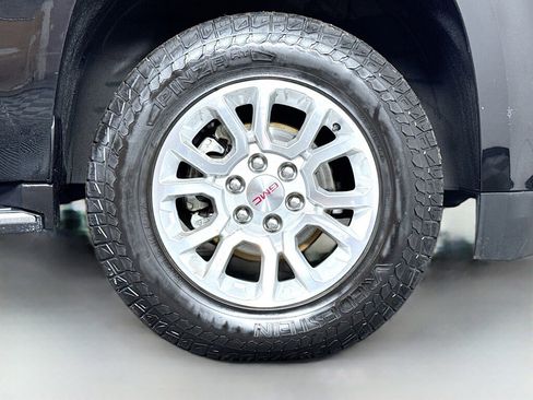 Used 2019 GMC Yukon XL SLT image 49