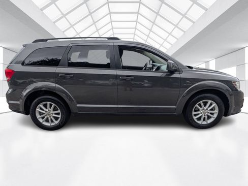 Used 2015 Dodge Journey SXT w/ Flexible Seating Group image 7