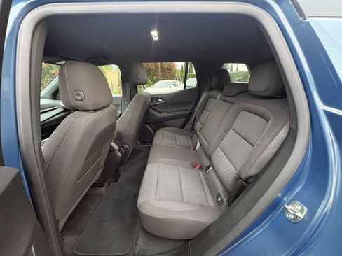 Used 2025 Chevrolet Equinox LT image 27