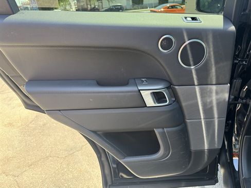 Used 2020 Land Rover Range Rover Sport SE AWD/4WD image 27