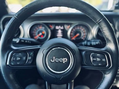 Used 2018 Jeep Wrangler Unlimited Sport S image 21