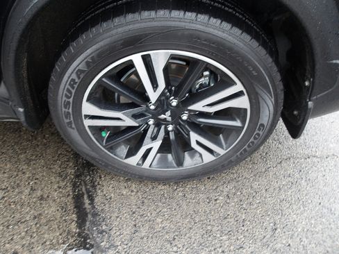 Used 2023 Mitsubishi Eclipse Cross image 24