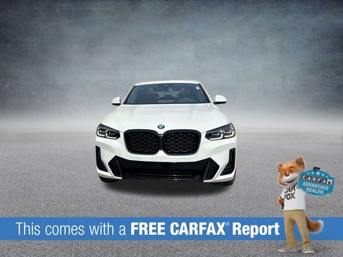 Used 2025 BMW X4 xDrive30i w/ Premium Package image 3