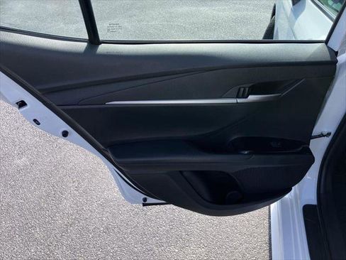 Certified 2025 Toyota Camry SE image 21
