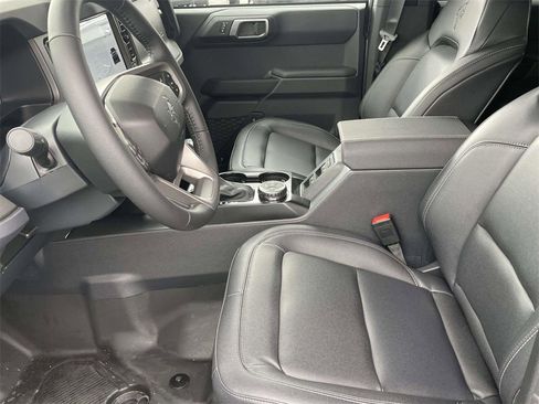 New 2025 Ford Bronco Big Bend image 12