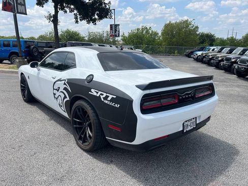 Used 2023 Dodge Challenger SRT Hellcat RWD image 4