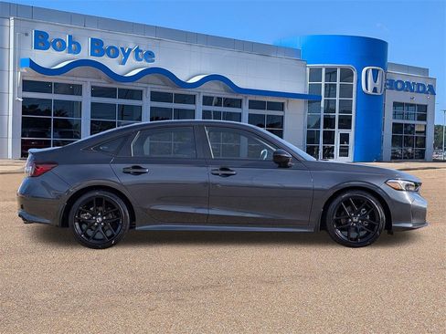 Certified 2025 Honda Civic Sport image 2