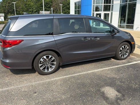 Used 2024 Honda Odyssey EX-L image 8