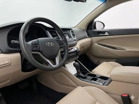 Used 2016 Hyundai Tucson SE w/ Option Group 02 image 3