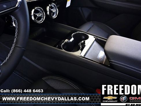 New 2025 Chevrolet Blazer EV LT image 33