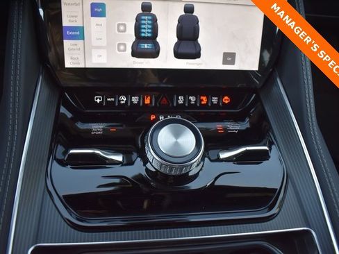 New 2025 Jeep Grand Wagoneer Series II Obsidian w/ Quick Order Packagew 28T image 29