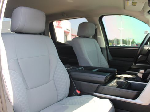 Used 2022 Toyota Tundra SR5 image 21