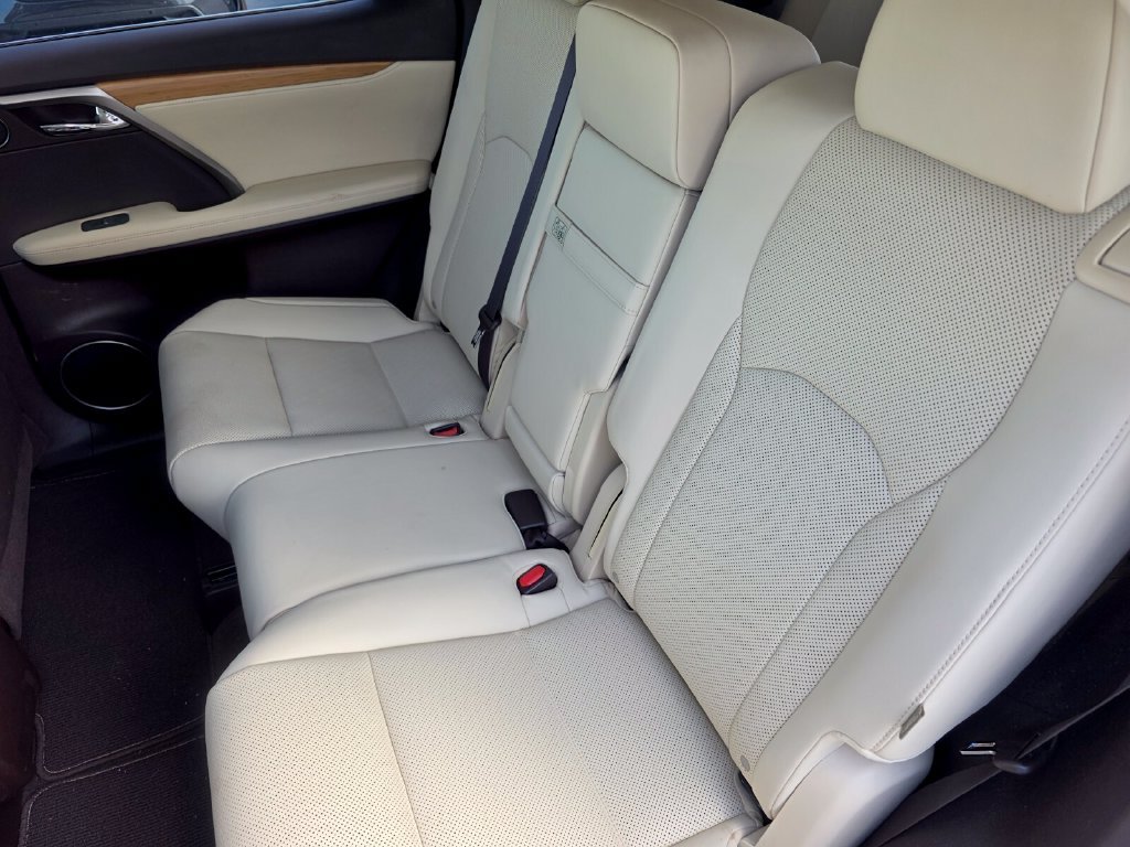 Used 2020 Lexus RX 350L FWD w/ Premium Package image 12