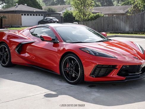 Used 2024 Chevrolet Corvette Stingray Premium Cpe w/ Z51 Performance Package RWD image 12