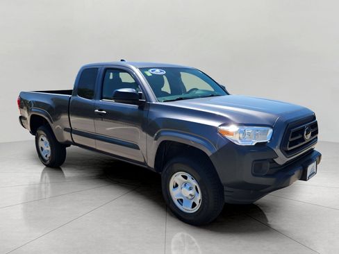Used 2022 Toyota Tacoma SR RWD image 1