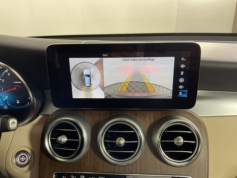 Used 2022 Mercedes-Benz GLC 300 4MATIC image 28