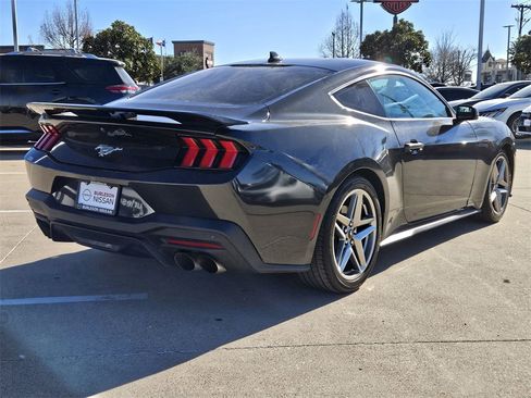 Used 2024 Ford Mustang Premium image 3