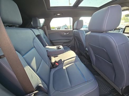 Used 2023 Chevrolet Blazer RS w/ Driver Confidence II Package AWD/4WD image 44