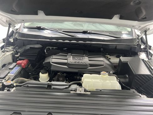 Used 2023 Nissan Titan SV w/ SV Convenience Package AWD/4WD image 24