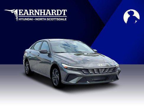 New 2026 Hyundai Elantra Sport FWD image 11