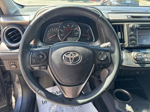 Used 2014 Toyota RAV4 Limited w/ Technology Package AWD/4WD image 14
