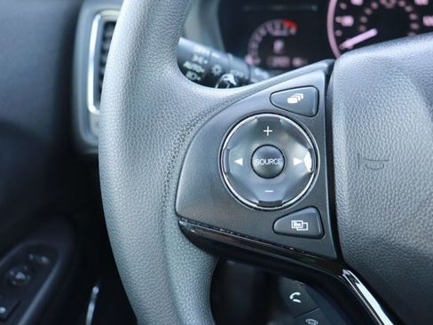 Used 2022 Honda HR-V EX image 14