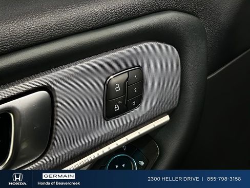 Used 2025 Ford Explorer ST AWD/4WD image 19