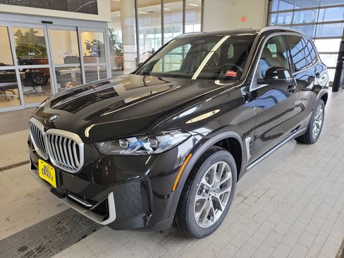 New 2026 BMW X5 xDrive40i w/ Climate Comfort Package image 1