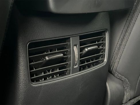 Certified 2025 MAZDA CX-30 AWD 2.5 S w/ Preferred Package image 16