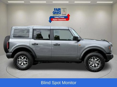 Used 2025 Ford Bronco Badlands AWD/4WD image 6