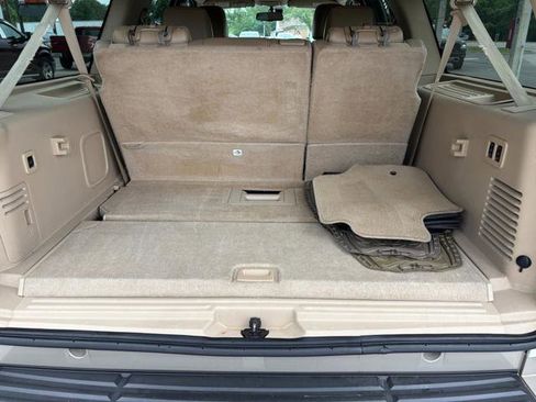 Used 2010 Ford Expedition EL Eddie Bauer AWD/4WD image 18