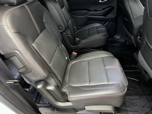Certified 2023 Chevrolet Traverse RS w/ LPO, Floor Liner Package image 34