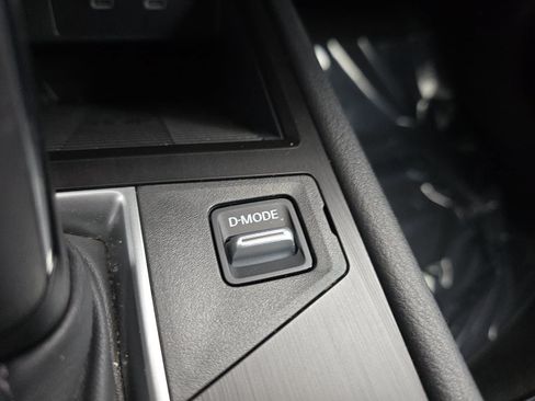 Used 2026 Nissan Kicks SV FWD image 36