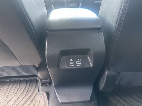 Used 2024 Subaru Crosstrek 2.0i Premium AWD/4WD image 26
