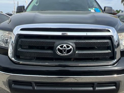 Used 2012 Toyota Tundra 2WD CrewMax w/ Tow Pkg image 12