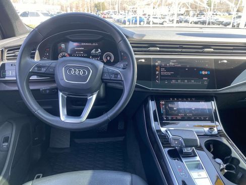 Used 2021 Audi Q7 3.0T Prestige image 13