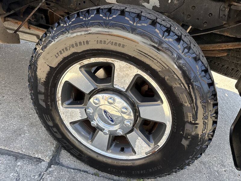 Used 2012 Ford F350 Lariat AWD/4WD image 15