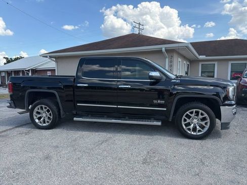 Used 2018 GMC Sierra 1500 SLT w/ Texas SLT Premium Package AWD/4WD image 4