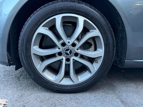 Used 2018 Mercedes-Benz C 300 4MATIC Sedan image 52