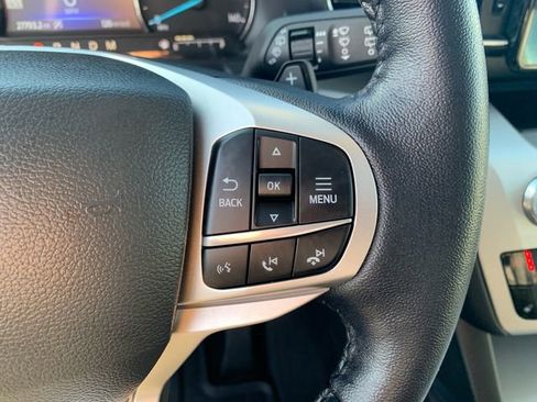 Used 2021 Ford Explorer XLT w/ Equipment Group 202A image 24