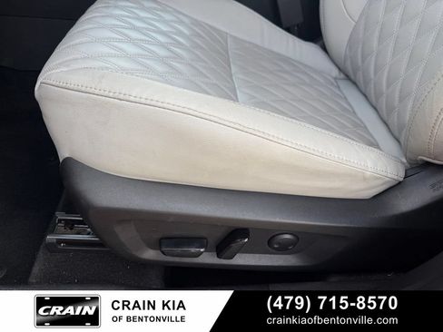 Used 2023 Mitsubishi Outlander SEL AWD/4WD image 11