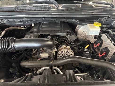 Used 2020 RAM 1500 Laramie w/ Sport Appearance Package AWD/4WD image 6