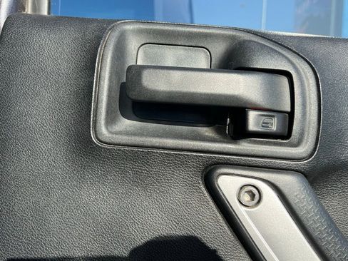 Used 2014 Jeep Wrangler Unlimited Sahara w/ Connectivity Group image 16