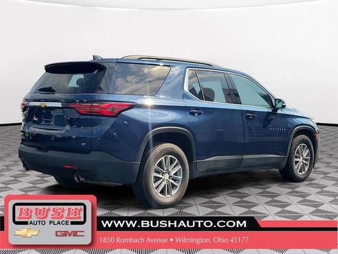 Used 2023 Chevrolet Traverse LT FWD image 4