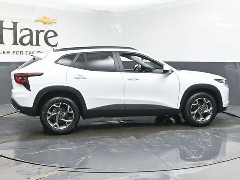 New 2026 Chevrolet Trax LT w/ Driver Confidence Package image 15