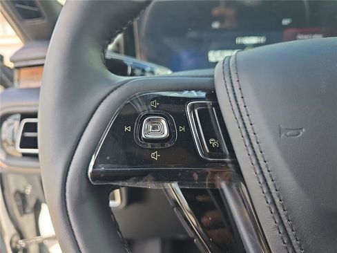 New 2026 Lincoln Aviator Black Label w/ Black Label Special Edition AWD/4WD image 22