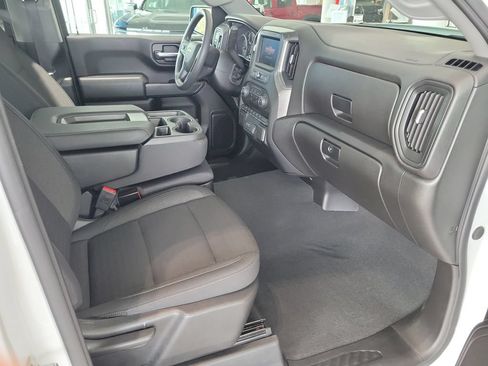 Used 2026 Chevrolet Silverado 1500 Custom RWD image 15