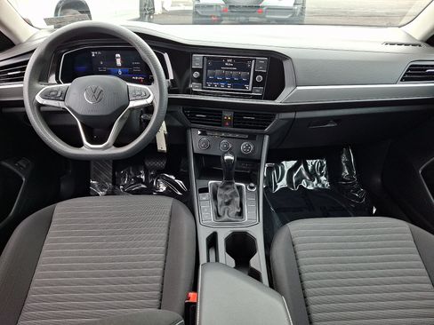 Certified 2022 Volkswagen Jetta S FWD image 11